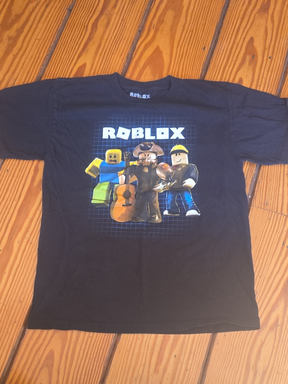 Boys' Black Roblox Graphic Tee Medium